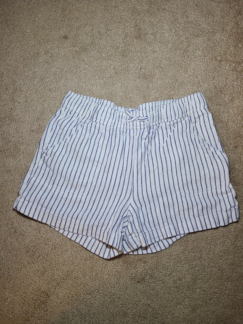 Old Navy White and Navy Linen Striped Drawstring Shorts
